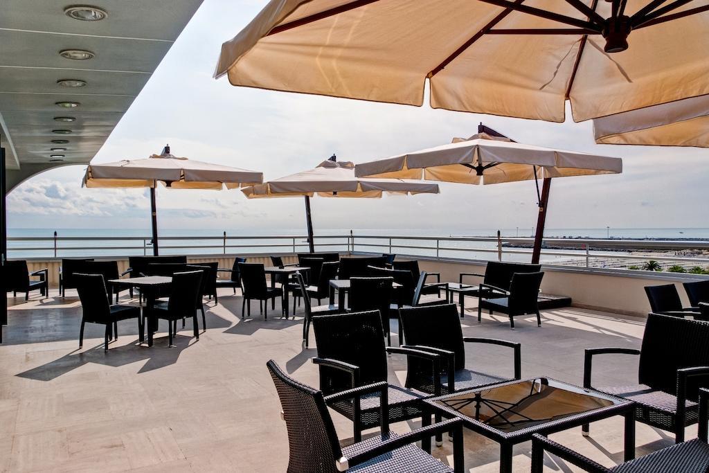 Hotel Europa Beach Village Giulianova Extérieur photo