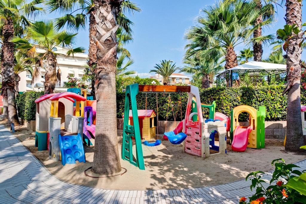 Hotel Europa Beach Village Giulianova Extérieur photo