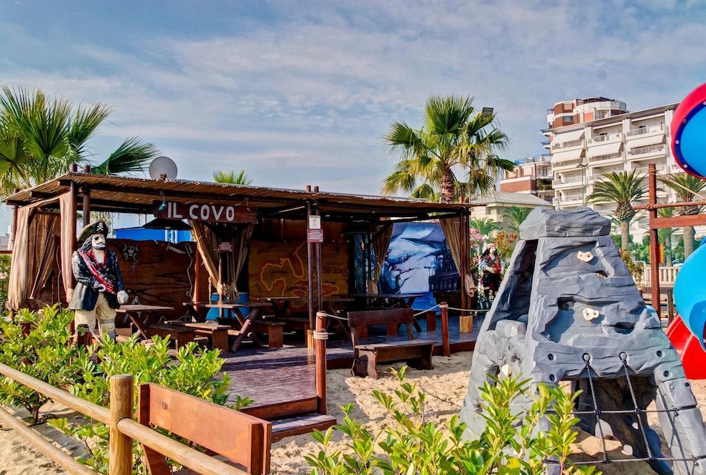 Hotel Europa Beach Village Giulianova Extérieur photo