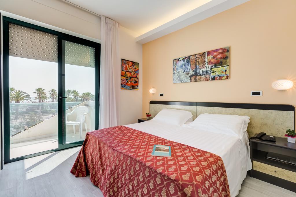 Hotel Europa Beach Village Giulianova Chambre photo