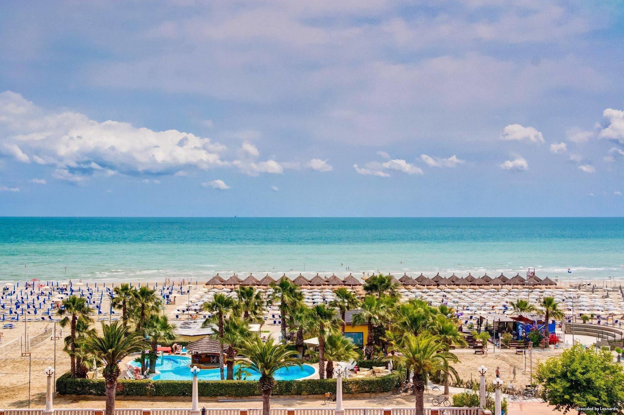 Hotel Europa Beach Village Giulianova Extérieur photo