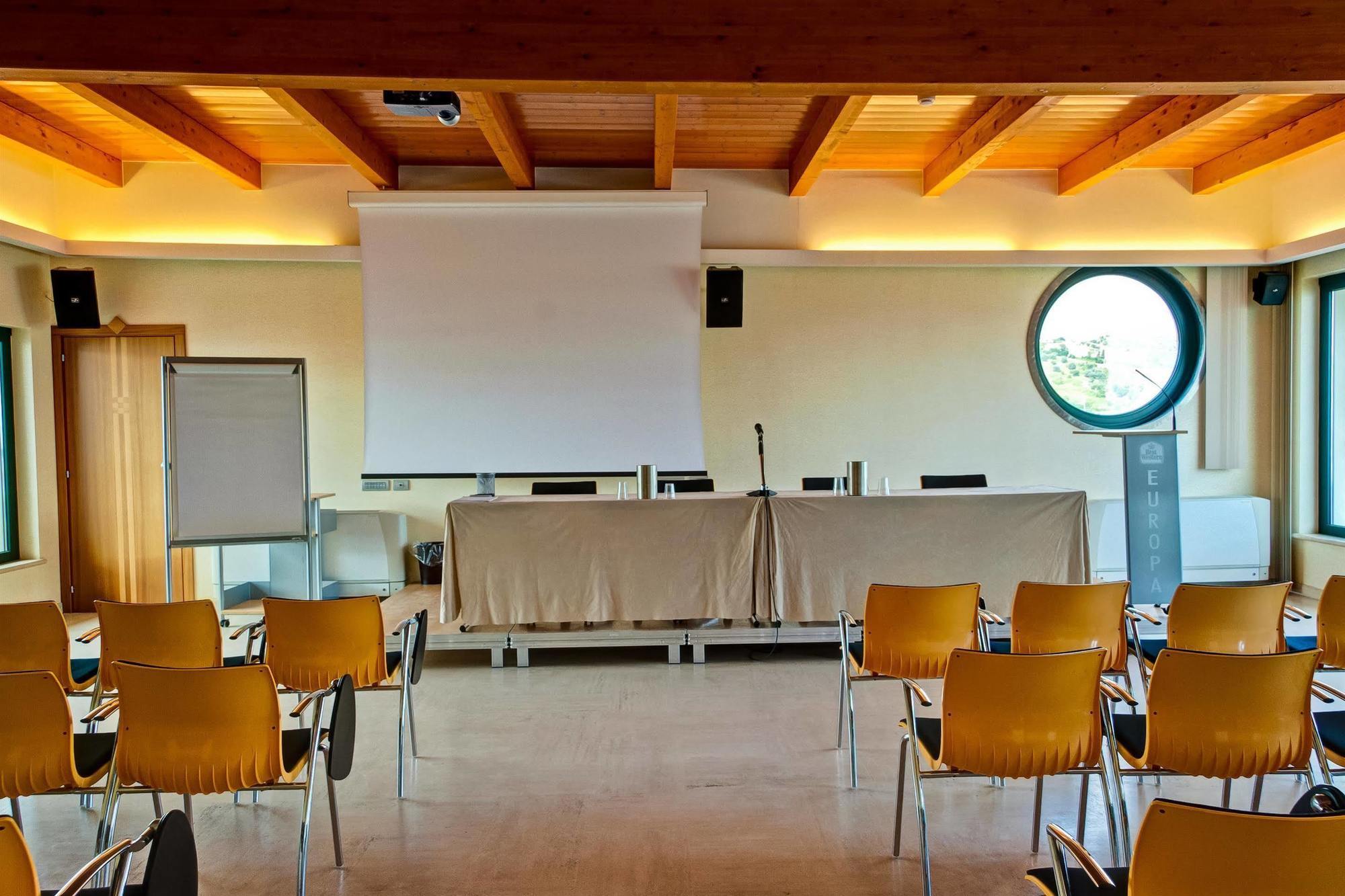 Hotel Europa Beach Village Giulianova Extérieur photo