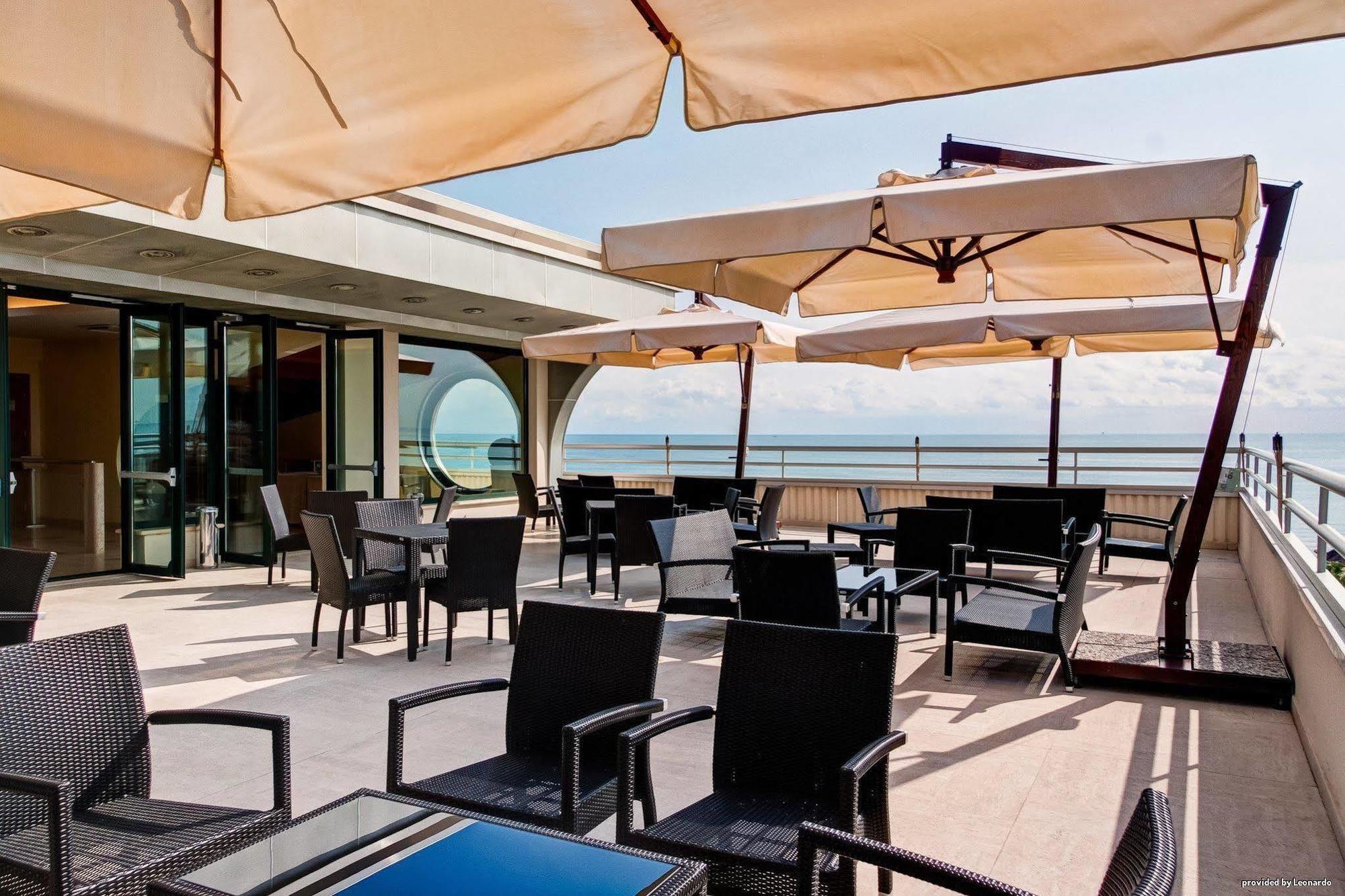 Hotel Europa Beach Village Giulianova Extérieur photo
